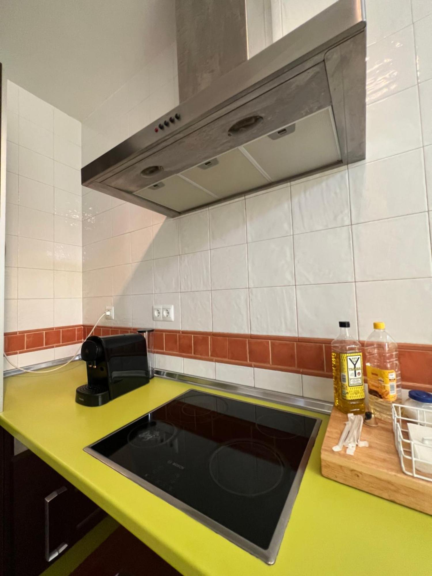 Apartamentos Sevilla Deluxe Rosales Лос-Росалес Экстерьер фото